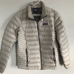 Patagonia women’s down sweater jacket